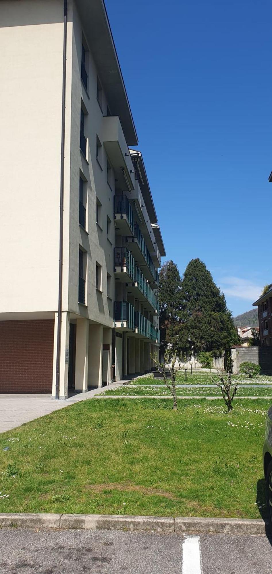 Casa Vacanze Matilde Gavirate Exterior foto
